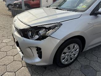 Kia Rio 1.0 TGDI ComfortPlusLine Navigator picture 8