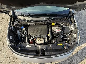 Peugeot 2008 1.2 PureTech Allure picture 7