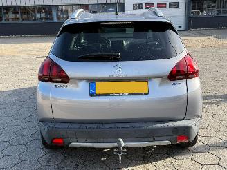 Peugeot 2008 1.2 PureTech Allure picture 5