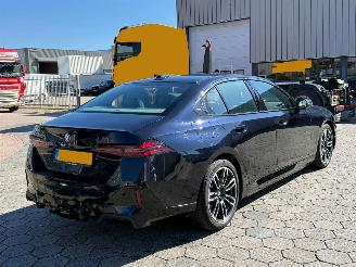 BMW 5-serie 530e picture 4