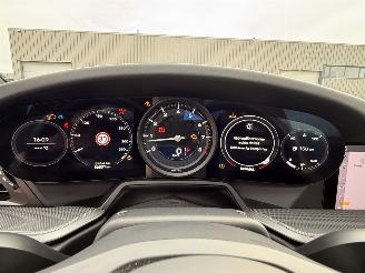 Porsche 911 Carrera 4 Coupe 992-1 picture 24