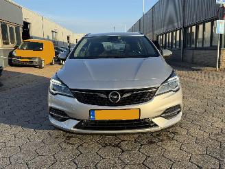 Opel Astra SPORTS TOURER 1.2 Edition picture 2