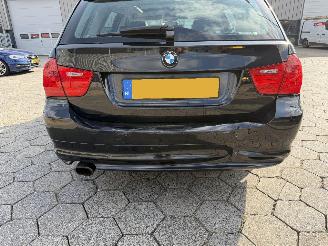 BMW 3-serie 318i PANO. picture 21