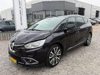Voiture accidenté Renault Scenic 1.3 TCe Initiale Paris 2023/8