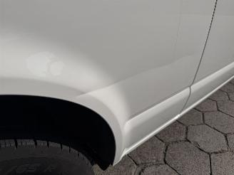 Volkswagen Transporter 2.0 TDI L2H1 picture 23
