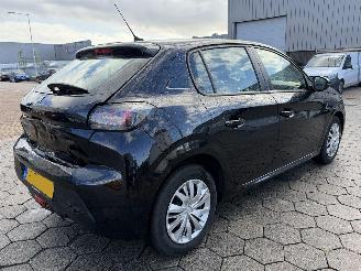 Peugeot 208 1.2 PureTech Active picture 4