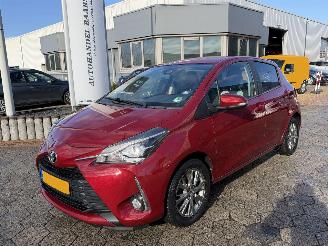 Damaged car Toyota Yaris 1.5 VVT-i Dynamic 2020/10