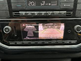 Volkswagen Up! 1.0 picture 18