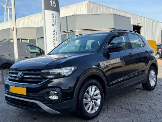 Schadeauto Volkswagen T-Cross 1.0 TSI Life 2022/5