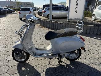  Vespa  Primavera 2T 2015/8