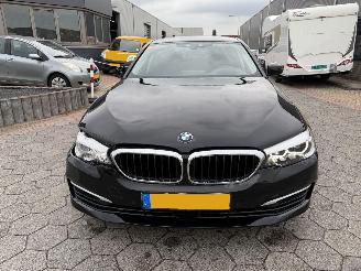 BMW 5-serie 520i Executive picture 2