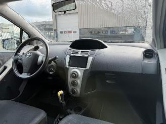 Toyota Yaris 1.3 VVTi Sol picture 9