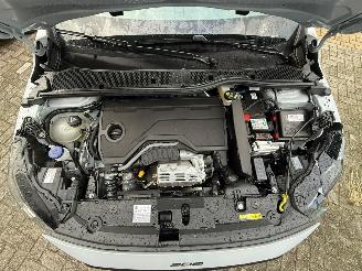 Peugeot 208 1.2 Hybrid 110 e-DCS6 Allure picture 7