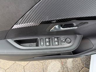 Peugeot 208 1.2 Hybrid 110 e-DCS6 Allure picture 17