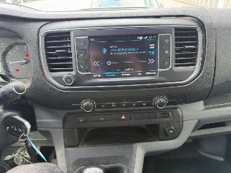 Peugeot Expert 1.5 BlueHDI 120 Standard Premium picture 19