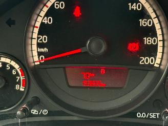 Volkswagen Up! 1.0 groove up! BlueMotion picture 17