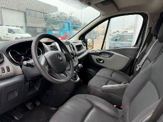 Renault Trafic 1.6 dCi T27 L1H1 Comfort picture 12