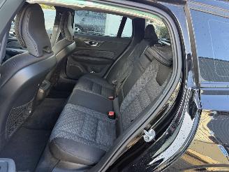 Volvo V-60 2.0 B3 Essential Edition picture 12
