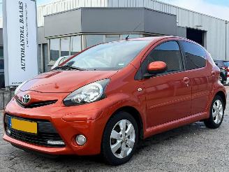 Avarii autoturisme Toyota Aygo 1.0 VVT-i Dynamic Orange 2012/8