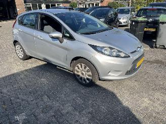 Unfallwagen Ford Fiesta 1.2 Limited 5 deurs airco 2009/12