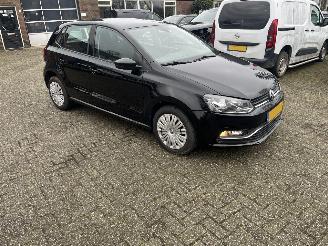  Volkswagen Polo 1.4 TDI COMFORTLINE. ZWART. 2015/12