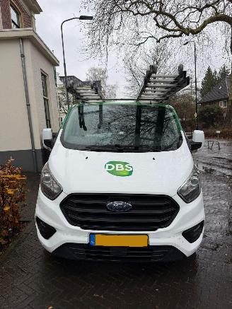 skadebil bedrijf Ford Transit Custom 2.0 TDCI l1 h1 trend 2018/7