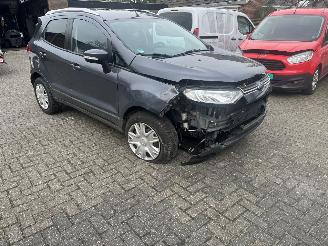 skadebil auto Ford EcoSport 1.5 TDCI 2017/2