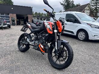 Vrakbiler auto KTM 125 Duke  2016/9