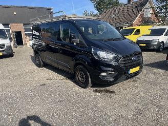 krockskadad bil bedrijf Ford Transit Custom 2.0 TDCI L2 DUBBEL CABINE LANG  TREND  EDITION 2018/11