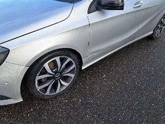 Mercedes A-klasse a180 picture 3