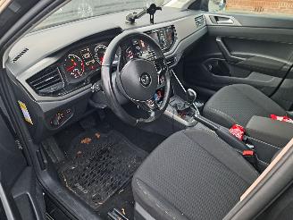 Volkswagen Polo 1.0 tsi high line automaat picture 3