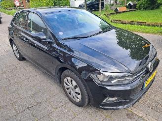 Unfallwagen Volkswagen Polo 1.0 comfort line 2018/6
