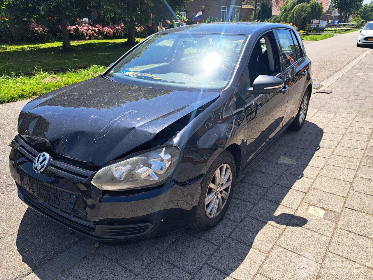Volkswagen Golf 1.2 tsi trend line