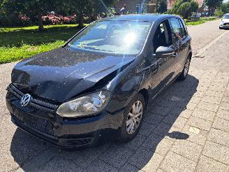 krockskadad bil auto Volkswagen Golf 1.2 tsi trend line 2012/5
