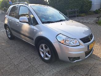 damaged passenger cars Suzuki SX4 1.6i shogun 108003km nap 2008/4