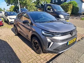 skadebil auto Renault Captur E-TECH HYBRID fh 145 esperit alpine 2025/6