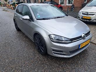 skadebil auto Volkswagen Golf 1.4 tsi highline automaat 2013/8