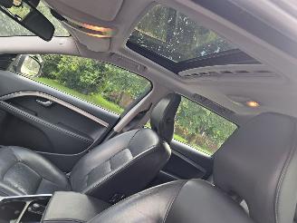 Volvo V-70 1.6i T4 limited edition picture 6
