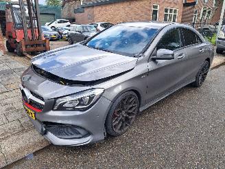 Auto incidentate Mercedes Cla-klasse 180 amg edition automaat 2017/7