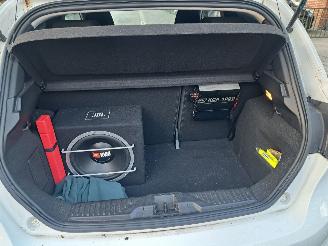 Ford Fiesta 1.1i sport picture 8