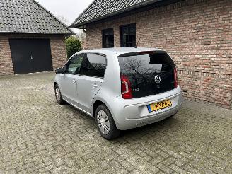 Unfallwagen Volkswagen Up! 1.0 MOVE UP! BLUEMOTIOM AIRCO 2013/8