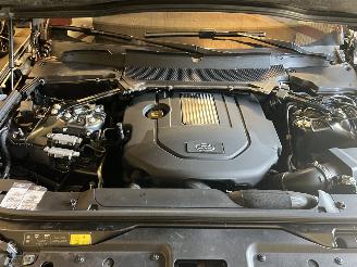 Landrover Discovery 3.0 TD6 FIRST EDITION (GRIJS KENTEKEN) PANO picture 34