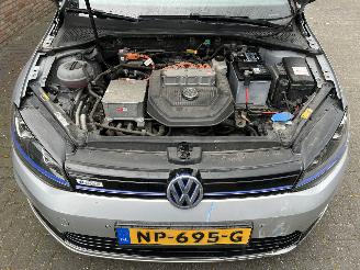Volkswagen e-Golf  picture 14