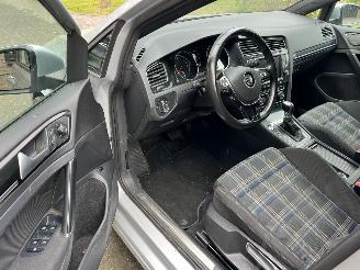 Volkswagen e-Golf  picture 18