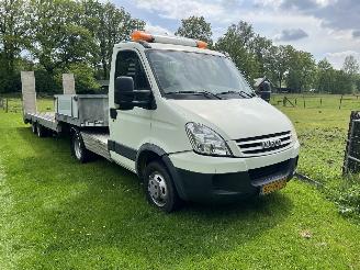 Vaurioauto  commercial vehicles Iveco Daily 40C18 300 BE TREKKER EN VELDHUIZEN AANHANGER P31-5A 2008/8