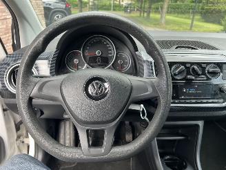 Volkswagen Up! 1.0 BTM MOVE UPi AIRCO picture 18