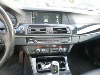 BMW 5-serie 525d High Executive LEER AUTOMAAT picture 13