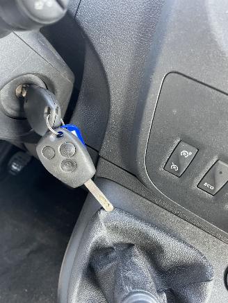 Renault Master 2.3 dCi L2H2 AIRCO CRUISE IMPERIAL TREKHAAK picture 15