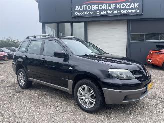Käytettyjen passenger cars Mitsubishi Outlander 2.0 Comfort AIRCO NAVI 2003/8