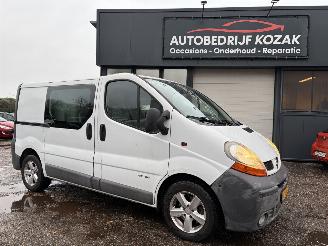begagnad bil bedrijf Renault Trafic 1.9 dCi DC Serie Speciale 6-pers. NIEUWE APK 2003/2